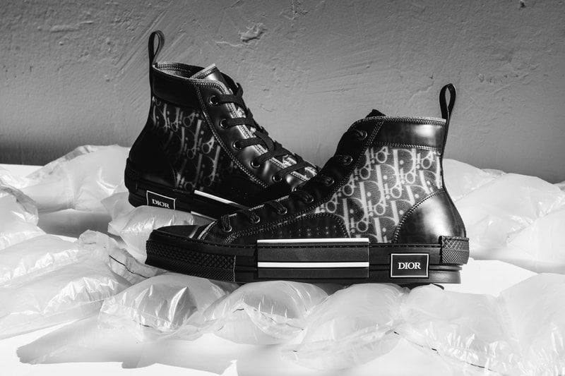 ディオール ハイカットスニーカー　新色モデル “dior b23 high top sneaker black 2019 footwear Oblique mens homme shoes calfskin silver white insect outsole