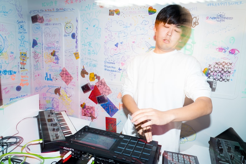 “LIFE COACH 東京” 閉幕前夜に行われたサプライズライブを一挙プレイバック TAKUYA KAMIOKAの息を呑むライブペインティングと、KID FRESINO、JJJ、STUTSらのDJプレイでヘッズたちのボルテージは最高潮に 
