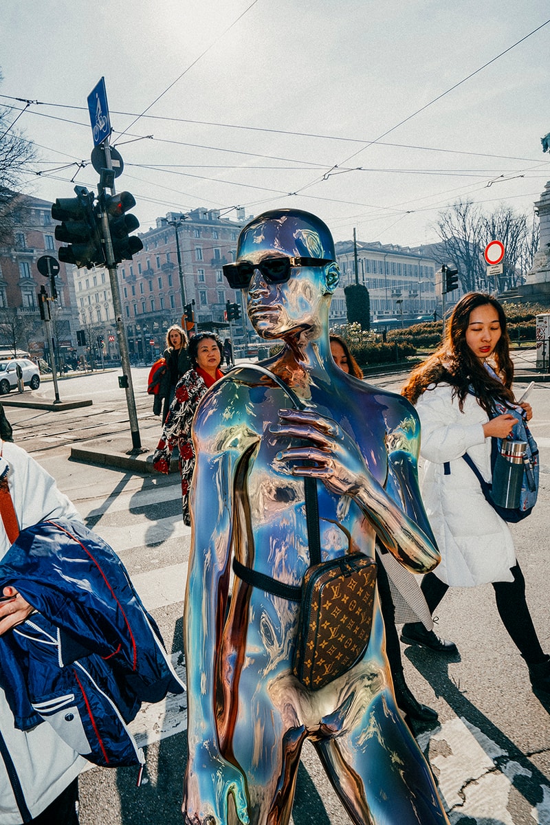 ヴァージル・アブロー　ルイヴィトン　アクセサリー　Louis Vuitton Spring/Summer 2019 NSS Magazine Editorial Humanoids Virgil Abloh Accessories Bag Luggage Baggage Monogram Harness Closer Look Digital
