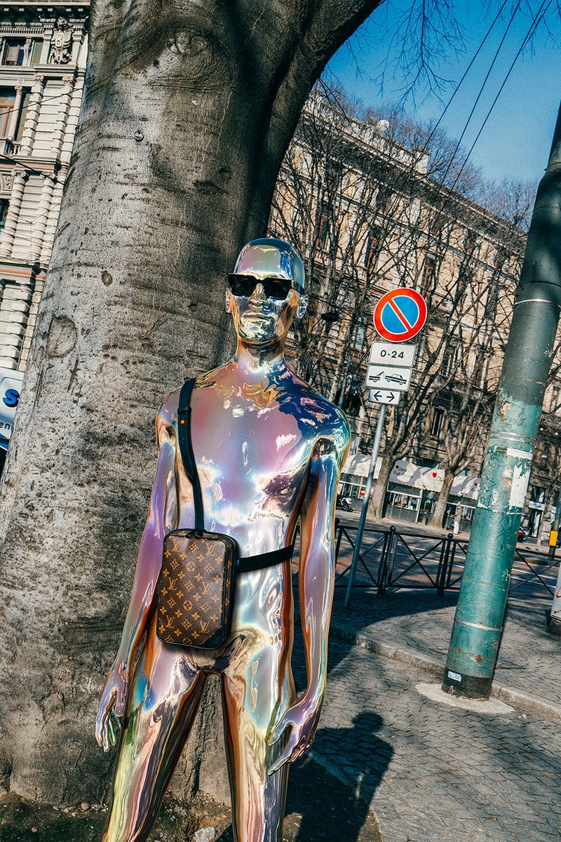 ヴァージル・アブロー　ルイヴィトン　アクセサリー　Louis Vuitton Spring/Summer 2019 NSS Magazine Editorial Humanoids Virgil Abloh Accessories Bag Luggage Baggage Monogram Harness Closer Look Digital