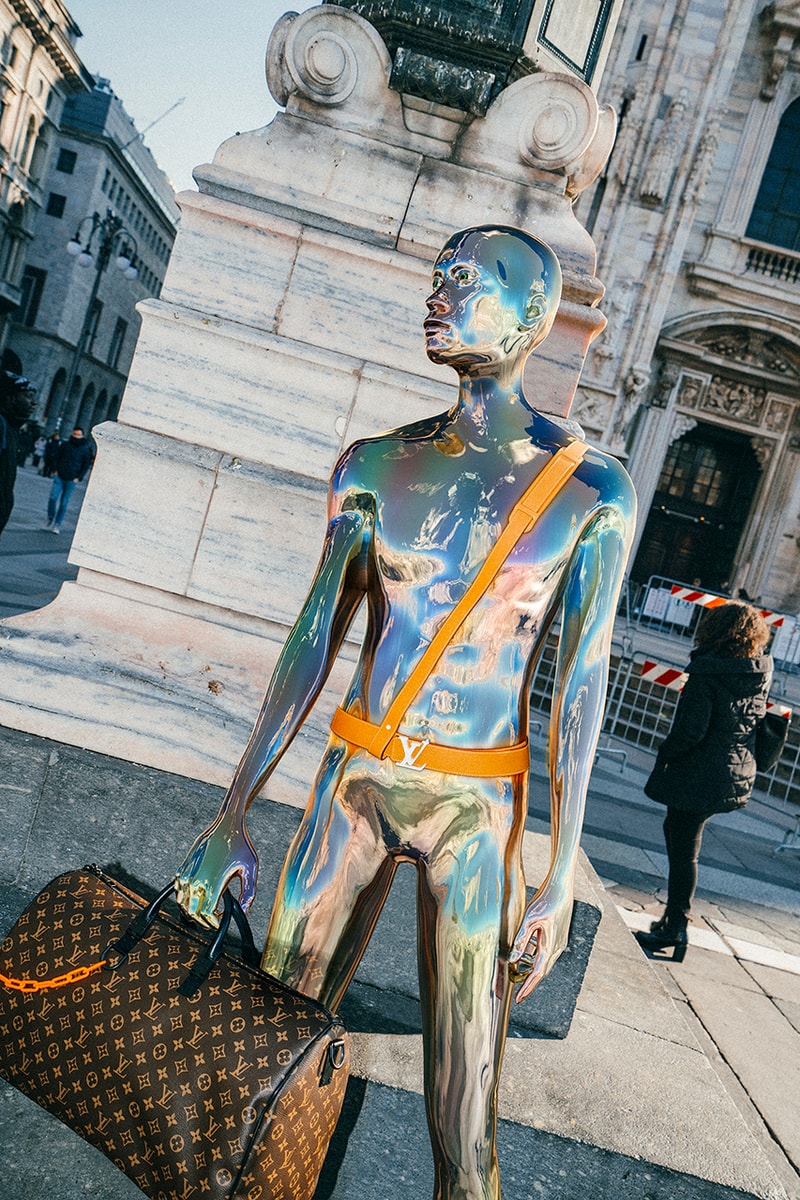 ヴァージル・アブロー　ルイヴィトン　アクセサリー　Louis Vuitton Spring/Summer 2019 NSS Magazine Editorial Humanoids Virgil Abloh Accessories Bag Luggage Baggage Monogram Harness Closer Look Digital