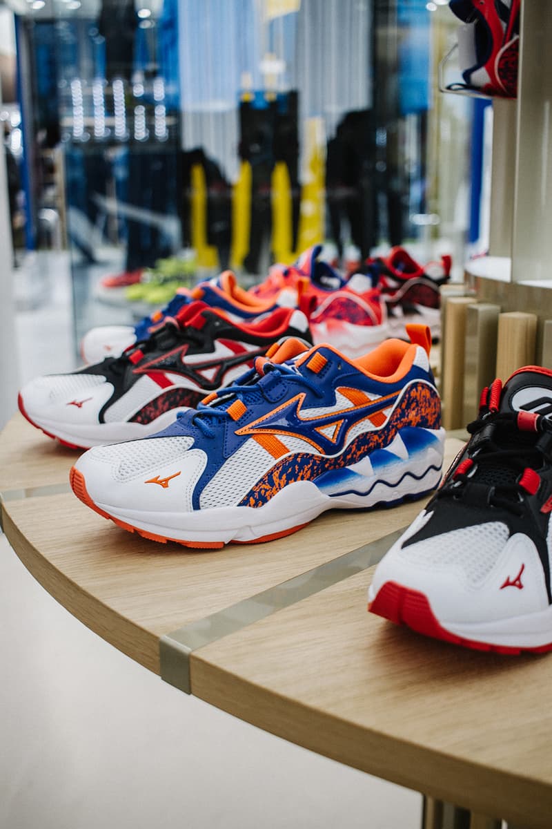 MIZUNO ミズノ WAVE RIDER 1 ウェーブ ライダー スニーカー フットウエア シューズ SHINZO フランス パリ 90’s Athletic コレクション ローンチ パーティー 