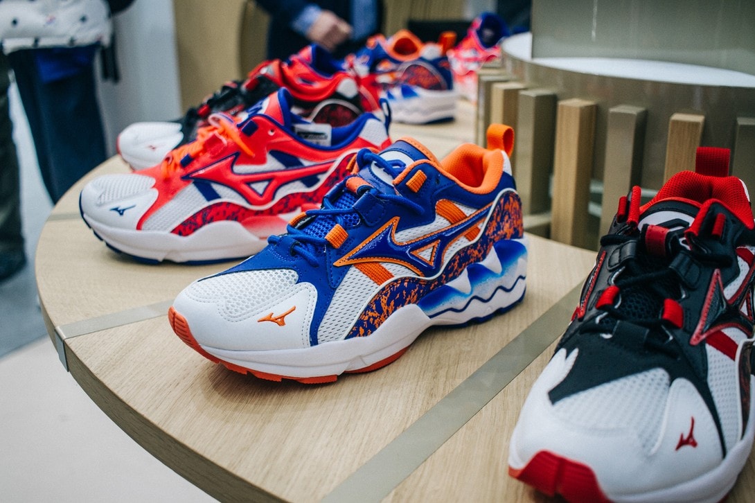 MIZUNO ミズノ WAVE RIDER 1 ウェーブ ライダー スニーカー フットウエア シューズ SHINZO フランス パリ 90’s Athletic コレクション ローンチ パーティー 