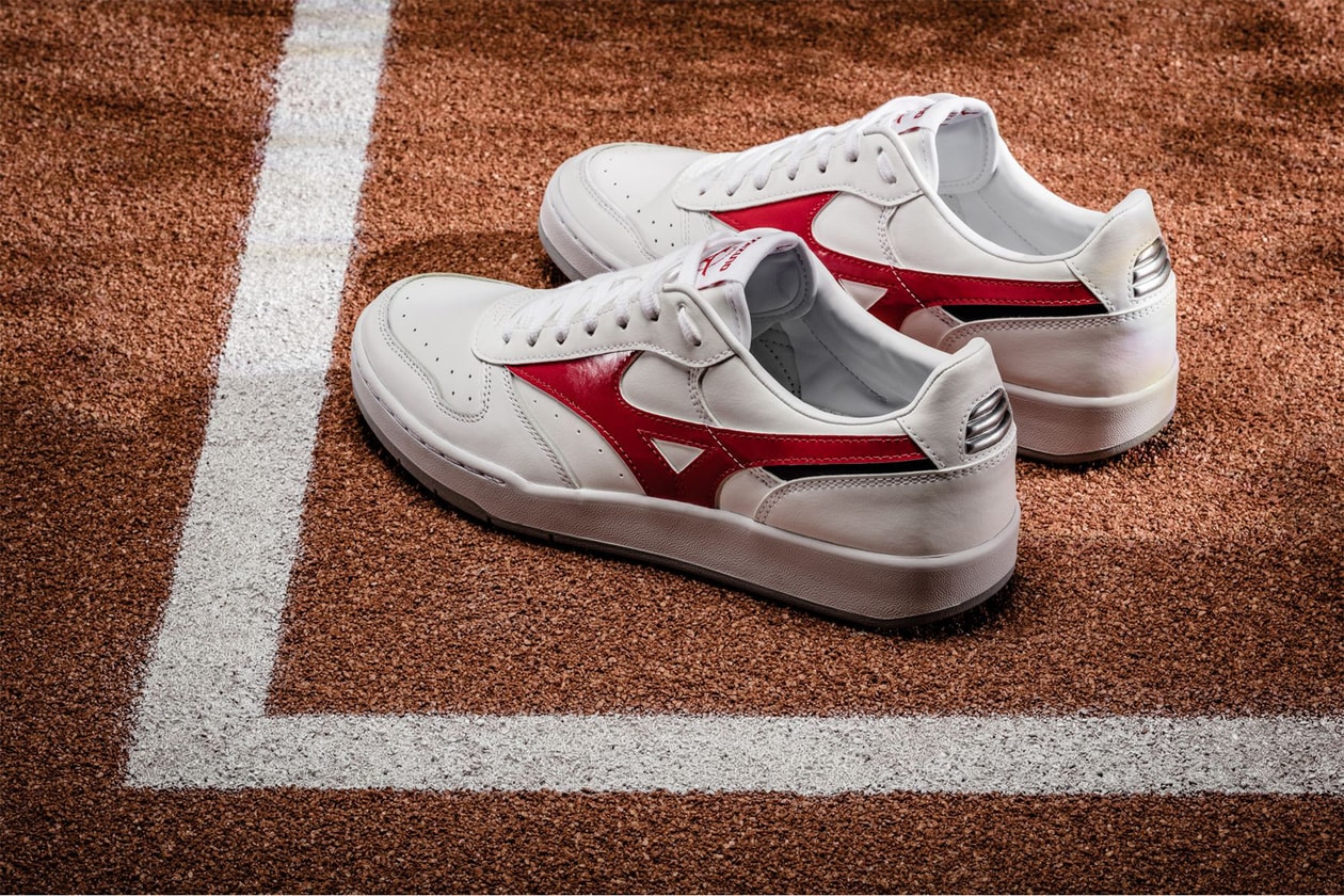 ミズノ MIZUNO CITY WIND シティ ウィンド  テニスシューズ 復刻 kazoku カゾク