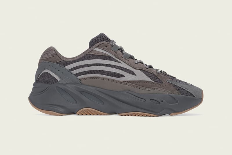 YEEZY BOOST 700 V2 Geode イージーブースト アディダス カニエ adidas + KANYE WEST 日本 国内 発売 情報
