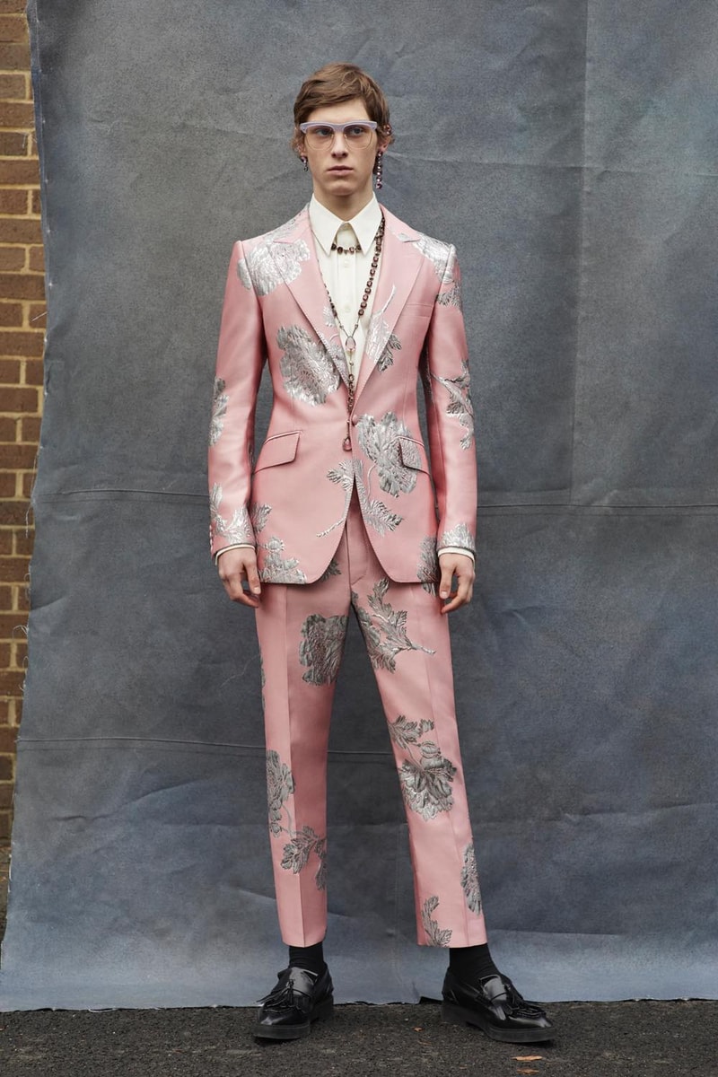 Alexander McQueen  アレキサンダー・マックイーン 2019年秋冬メンズウェアコレクション 公開