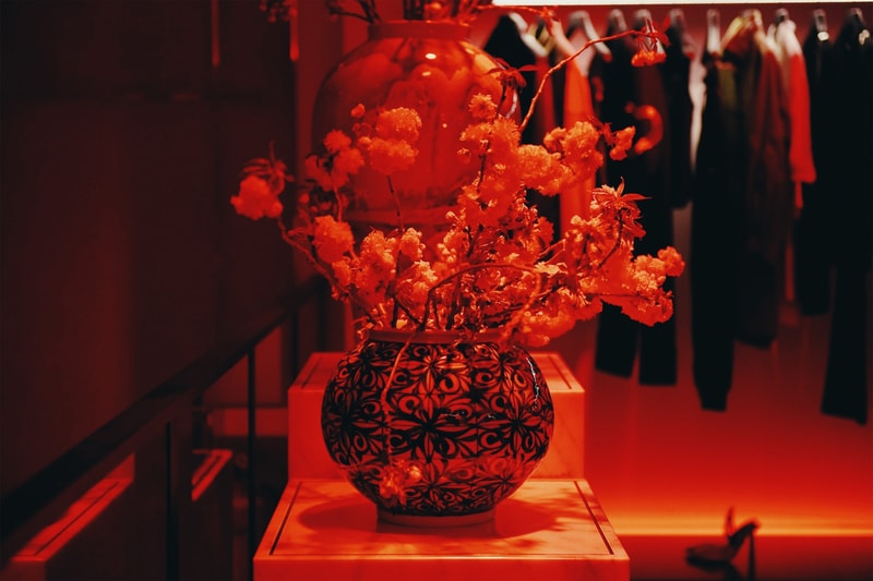 アレキサンダー・ワン 青山 alexanderwang 住所 ポップアップ ジャスミン よだれ鷄 アルフレッド・ティー・ルーム イベント 芸能人 ローラ 