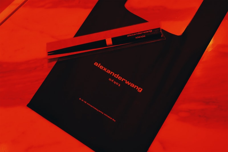 アレキサンダー・ワン 青山 alexanderwang 住所 ポップアップ ジャスミン よだれ鷄 アルフレッド・ティー・ルーム イベント 芸能人 ローラ 