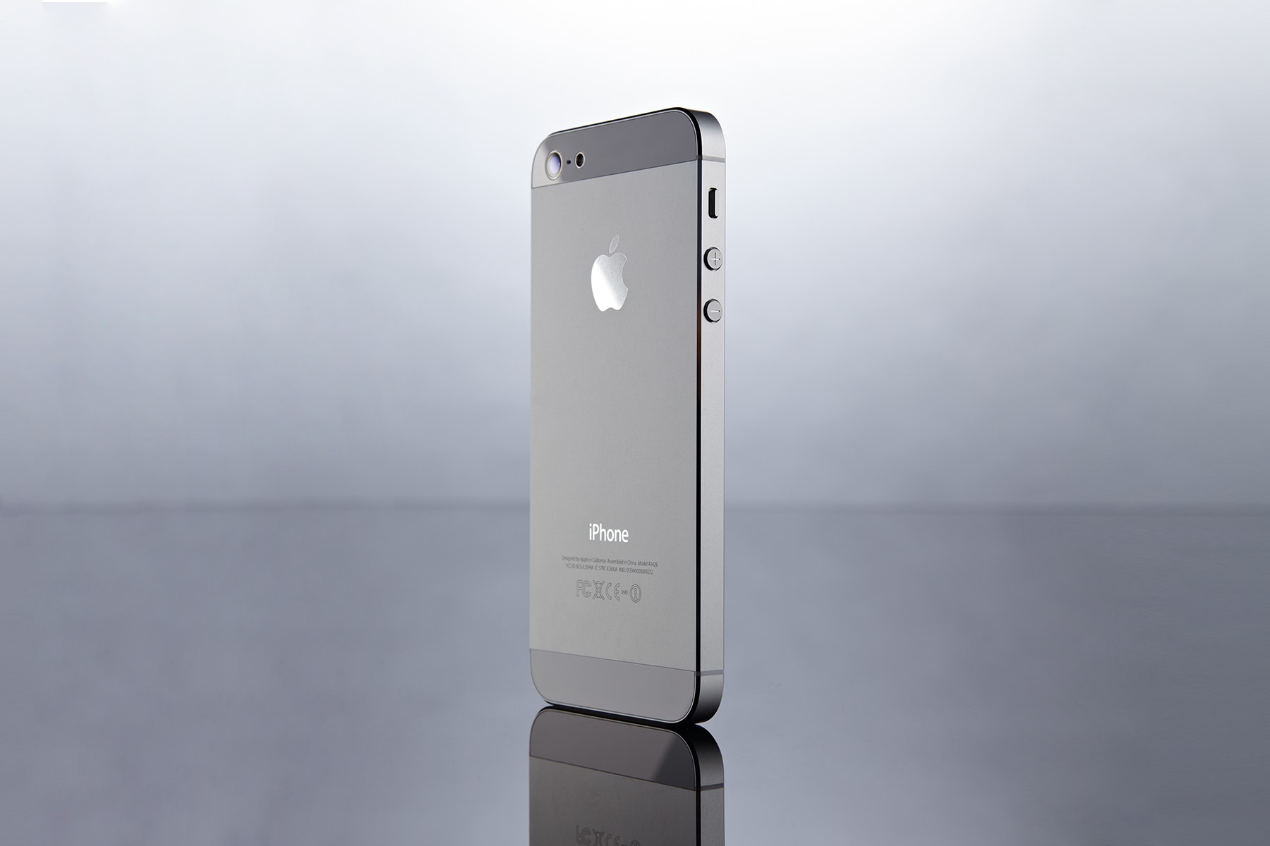 iPhone SE iPhone XE アップル アイフォン アイホン 後継機 コンパクト サイズ 4.8インチ 新端末 2019年 秋 発売 