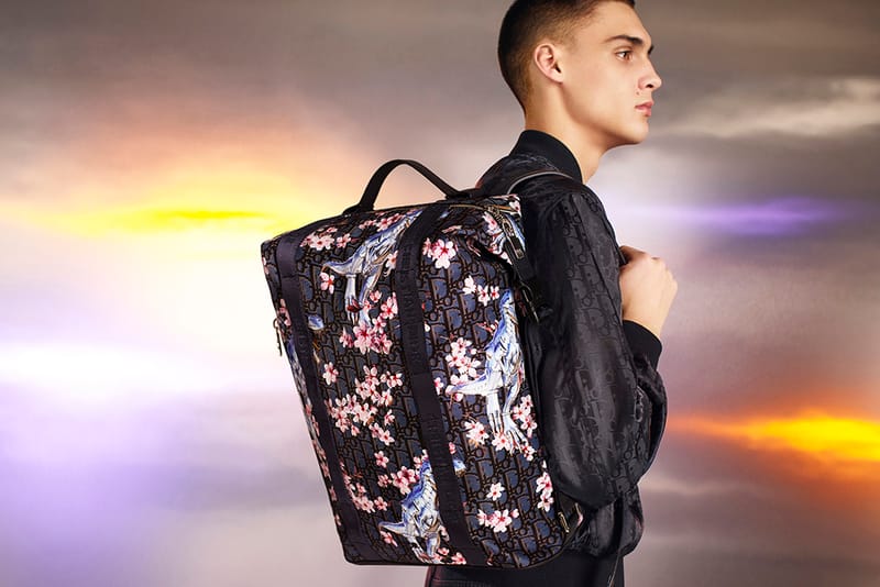 DIOR x 空山基のコラボレーション限定アイテムが発売