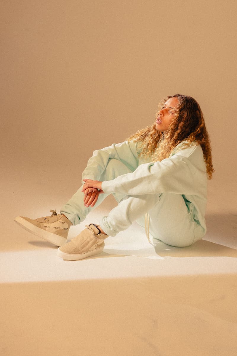 フィアオブゴッド エッセンシャルズ Fear of God ESSENTIALS が最新ルックブック & リストック情報を解禁 Fear of God Essentials Spring Summer 2019 SS19 Collection Drop Date Release Information oversized t-shirt long-sleeve crewneck sweatshirt hoodie sweatshort sweatpant limited run clothing Jerry Lorenzo