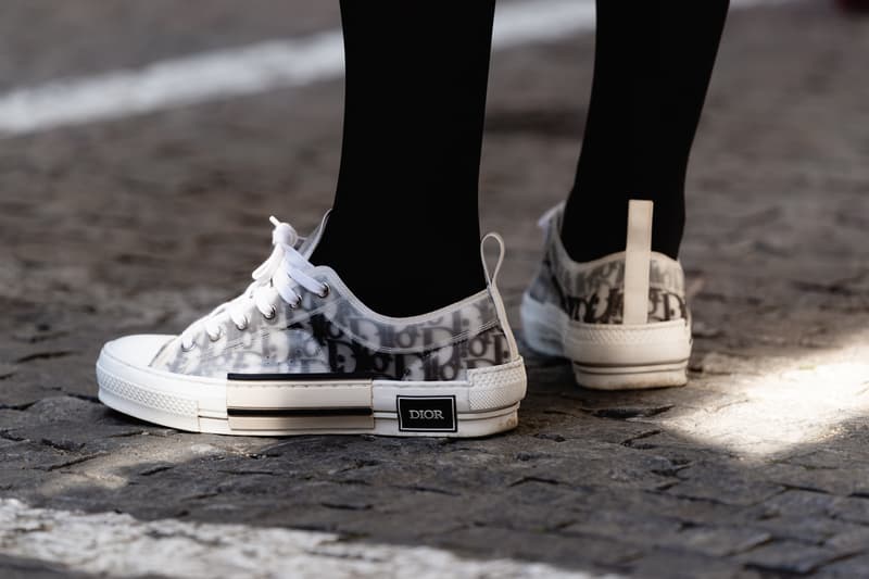 ファッションウィーク メルセデスベンツ プラハ  秋冬コレクション ストリートスナップ Mercedes-Benz Prague FW19 Street Style fashion week fall winter 2019 mens womens snaps influencer blogger 