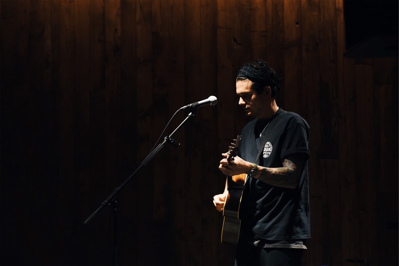 ジョン・メイヤー ネイバーフッド NEIGHBORHOOD John Mayer ライブ 写真 アコースティック 