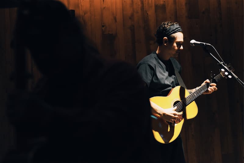 ジョン・メイヤー ネイバーフッド NEIGHBORHOOD John Mayer ライブ 写真 アコースティック 