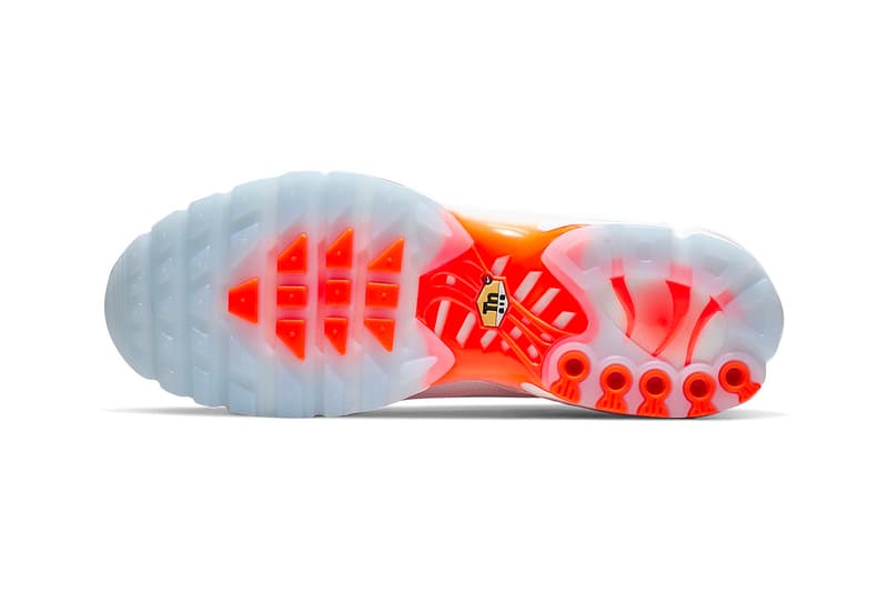 ナイキ エアマックス プラス スプレーを吹きかけたような新色が登場 Nike Air Max Plus Hyper Crimson Dark Grey Release Info drop date price pricing retailer stockist CI7701-800 Nike Air Max Plus TN SE