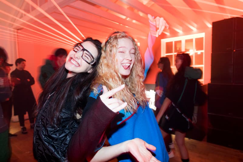 オニツカタイガー Onitsuka Tiger スニーカー メキシコ カリフォルニア アドミックス ランナー オンライン 店舗 ストア 住所 コレクション 阿部ジュリア AMIAYA 福士リナ 中田みのり 橋爪愛