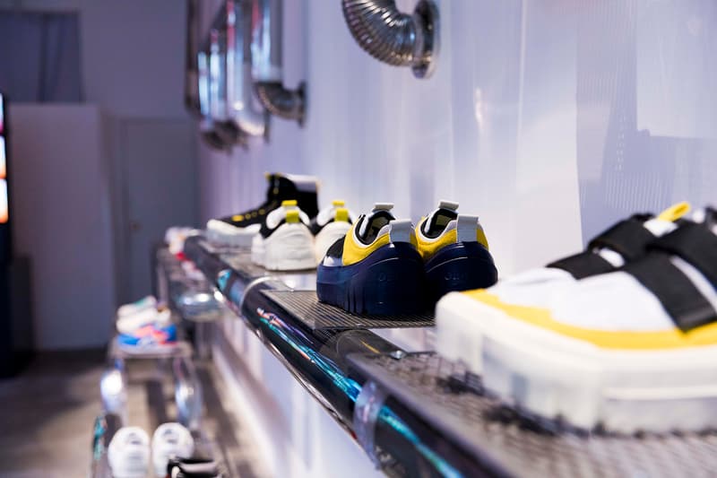 オニツカタイガー Onitsuka Tiger スニーカー メキシコ カリフォルニア アドミックス ランナー オンライン 店舗 ストア 住所 コレクション 阿部ジュリア AMIAYA 福士リナ 中田みのり 橋爪愛