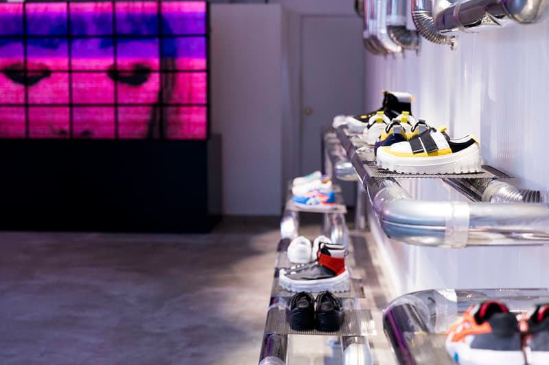 オニツカタイガー Onitsuka Tiger スニーカー メキシコ カリフォルニア アドミックス ランナー オンライン 店舗 ストア 住所 コレクション 阿部ジュリア AMIAYA 福士リナ 中田みのり 橋爪愛