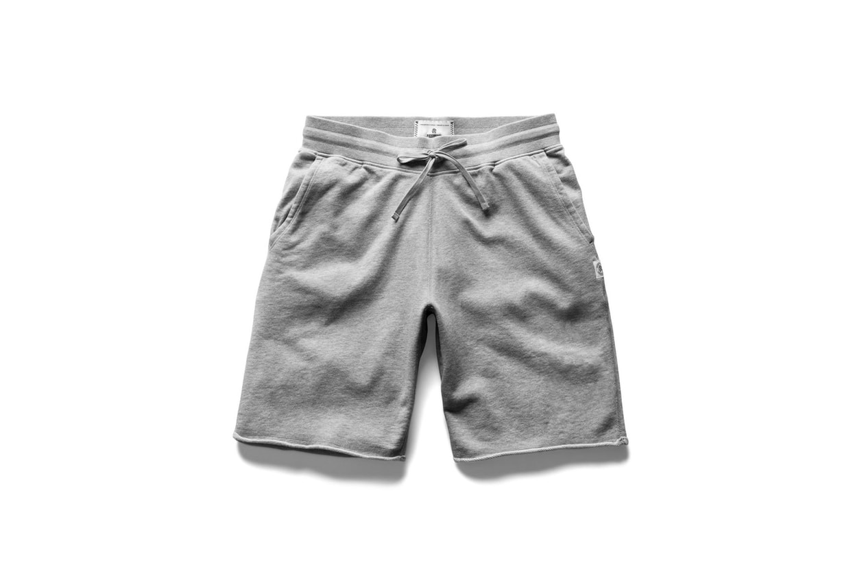 高品質スウェットで人気の Reigning Champ よりストリート サッカーをテーマにした最新コレクションが登場