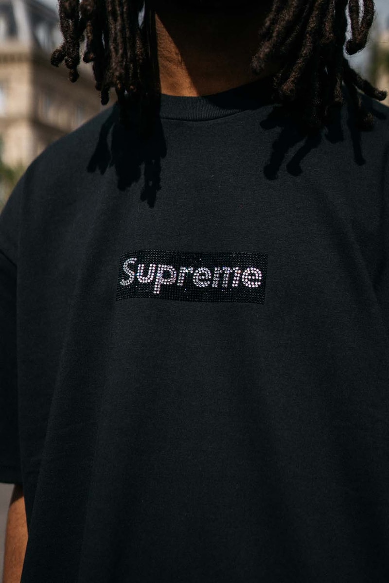 シュプリーム 25周年 ボックスロゴ スワロフスキー Supreme x Swarovski Box Logo Anniversary Drop collection on body hoodie tee shirt release day april 25 2019 exclusive france paris day model colorway crystal