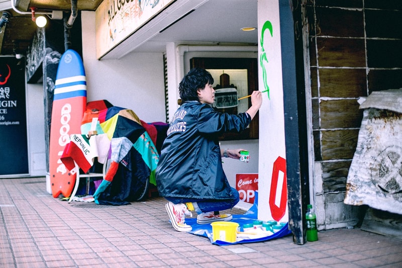 “ポートランド行き”を運ぶ夢のスニーカー争奪イベントを体験レポート 〈Nike〉の本社見学などレアな特典が付いた“ノドから足が出るほど欲しくなるポートランド・フリーパス・スニーカー”を目指して、スニーカーヘッズたちが原宿の街を駆け回った熱い1日を独占取材 