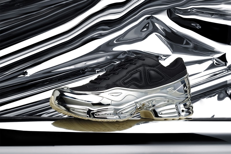 アディダス バイ ラフ・シモンズ adidas by Raf Simons オズウィーゴ ミラー デザイン RS Ozweego 発売