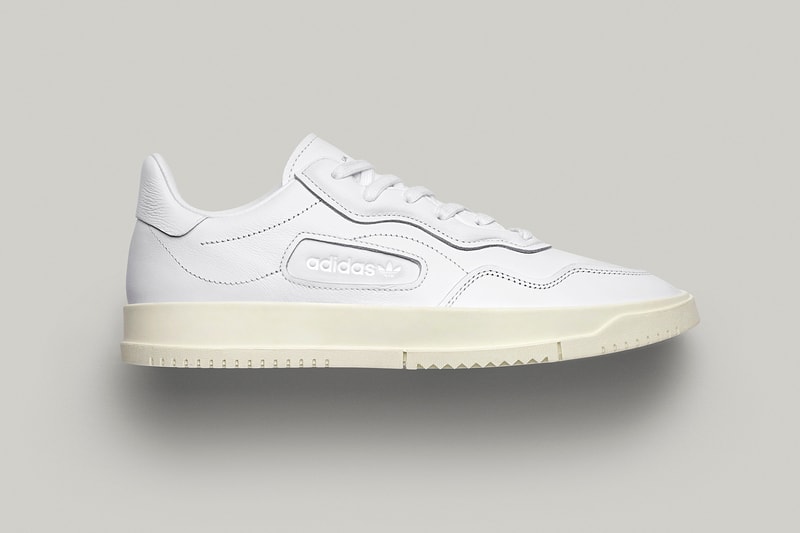 アディダス オリジナルス ホワイト スニーカー スーパーコート スーパースター スタンスミス SUPERCOURT SC PREMIERE SUPERCOURT 90s SUPERSTAR STAN SMITH A.R. TRAINER CONTINENTAL 80 HOME OF CLASSICS adidas 