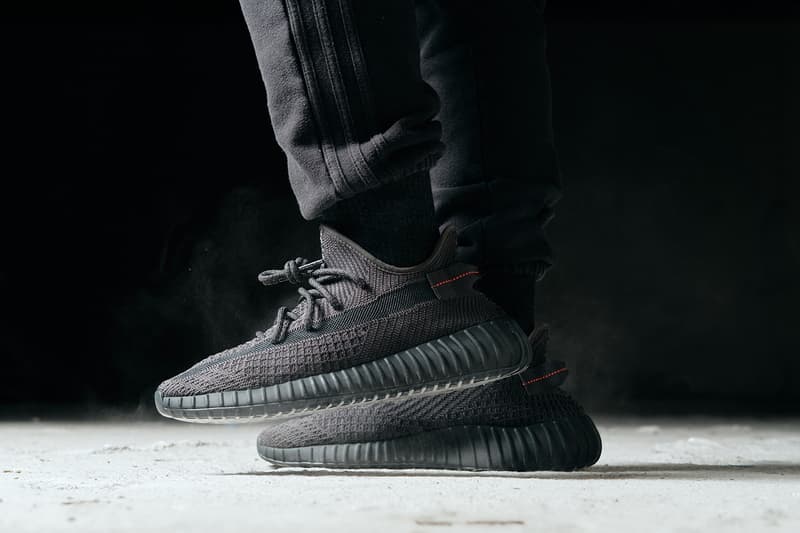 Yeezy Boost 350 V2 オールブラックモデルの着用ビジュアルが登場 Hypebeast Jp