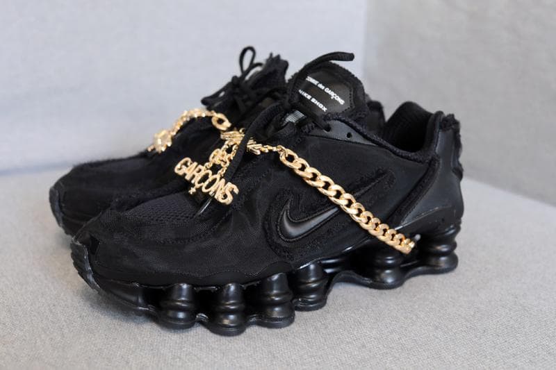 コムデギャルソン ナイキによる最新コラボスニーカー Cdg Shox Tlにクローズアップ Hypebeast Jp コムデギャルソン ナイキによる最新コラボスニーカー Cdg Shox Tlにクローズアップ Hypebeast Jp
