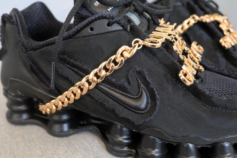 コムデギャルソン ナイキ nike COMME des GARÇONS 最新 コラボ スニーカー シューズ ショックス CDG Shox TL クローズアップ