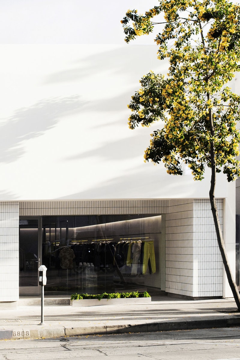 ジョン エリオット John Elliott がブランド初となる旗艦店をロサンゼルスにオープン John Elliott Opens First Flagship Store in West Hollywood california melrose avenue may 8 2019