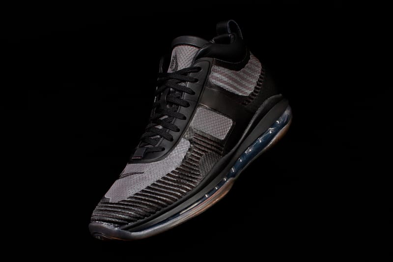 UPDATE：John Elliott x LeBron James x Nike によるトリプルネームスニーカー Icon の新色 “Triple Black” が登場
