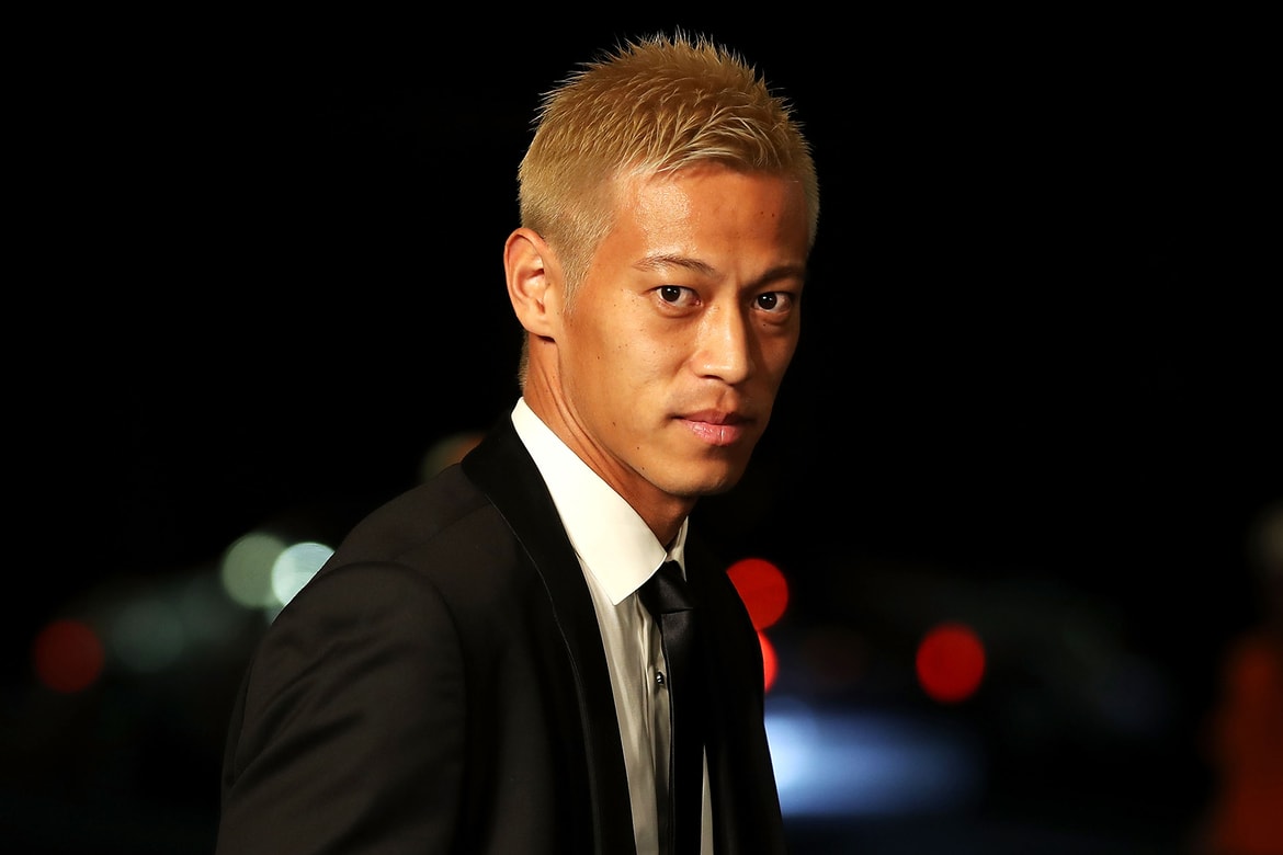 本田圭佑が円を支払ってw杯優勝を目指すサッカー選手を指導 Hypebeast Jp 本田圭佑が円を支払ってw杯優勝を目指すサッカー選手を指導 Hypebeast Jp