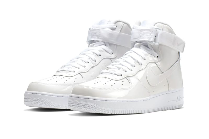 クリーンな純白デザインを纏った Nike Air Force 1 High “Sheed” の新作が登場