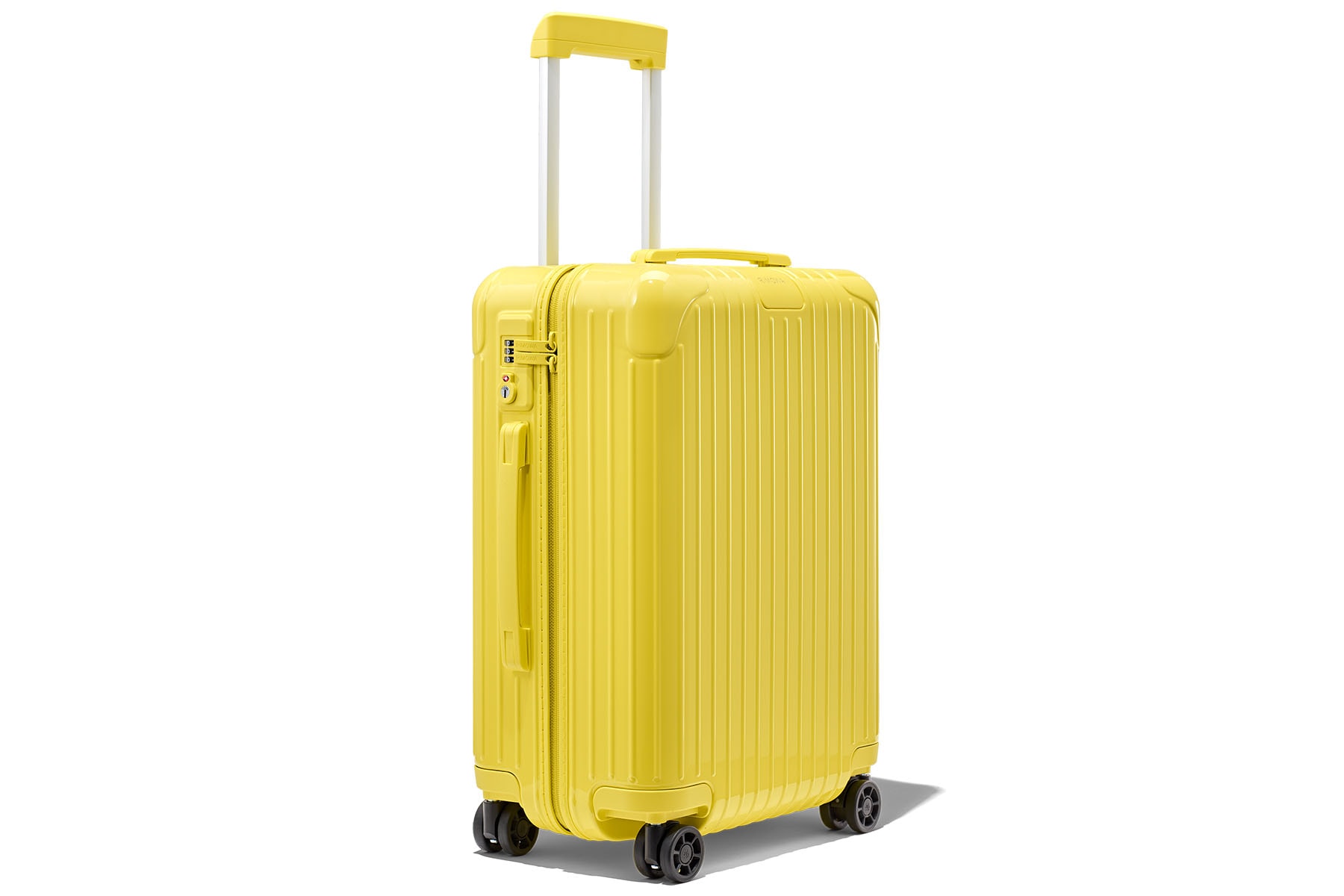 RIMOWA リモワ エッセンシャル essential スーツケース