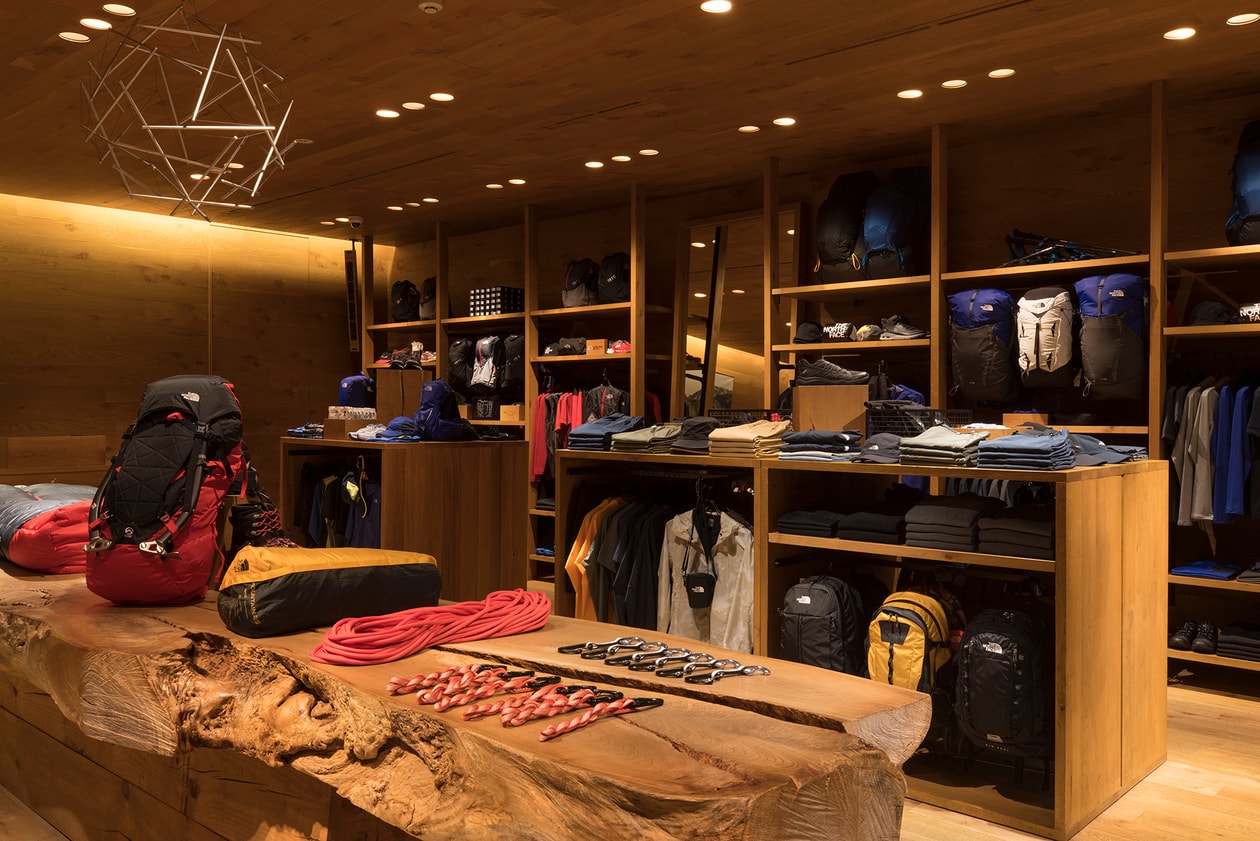 ザ・ノース・フェイス THE NORTH FACE ALTER 住所 営業時間 場所 原宿 