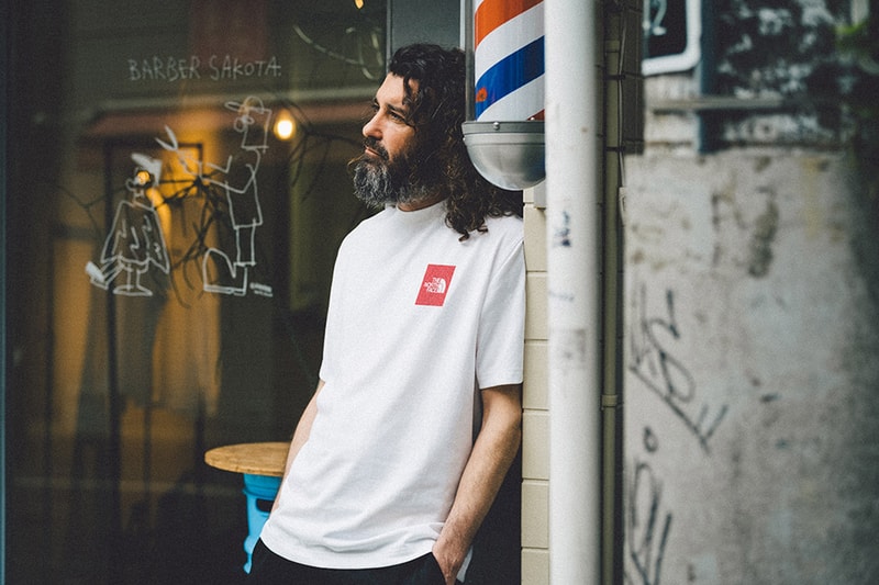 ザ・ノース・フェイス THE NORTH FACE  ロゴ 色 カラー カスタマイズ 新作 Tシャツ 登場