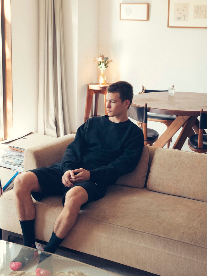 ユナイテッドアローズ アンド サンズ オンライン スウェット パーカー Tシャツ ショーツ パンツ UNITED ARROWS & SONS シンプル 無地 
