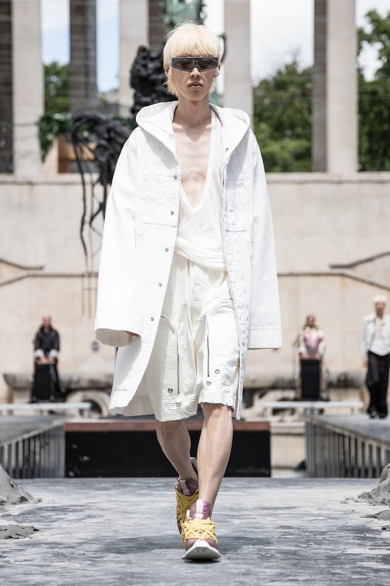 リック オウエンス Rick Owens 春夏コレクション Spring/Summer 2020 パリ ファッションウィーク Paris Fashion Week Men's SS20 Runway Collection Looks Tailoring Iridescent Coats Suits Streetwear Avant Garde