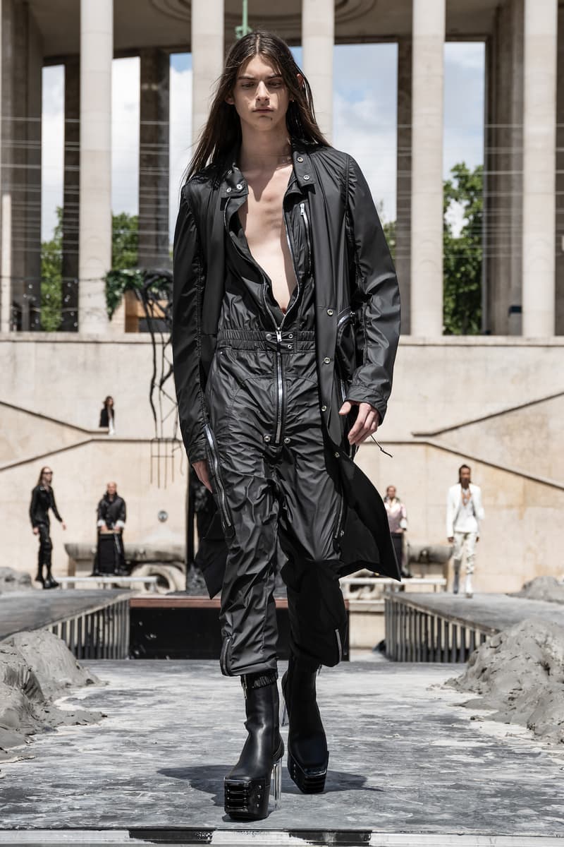 リック オウエンス Rick Owens 春夏コレクション Spring/Summer 2020 パリ ファッションウィーク Paris Fashion Week Men's SS20 Runway Collection Looks Tailoring Iridescent Coats Suits Streetwear Avant Garde