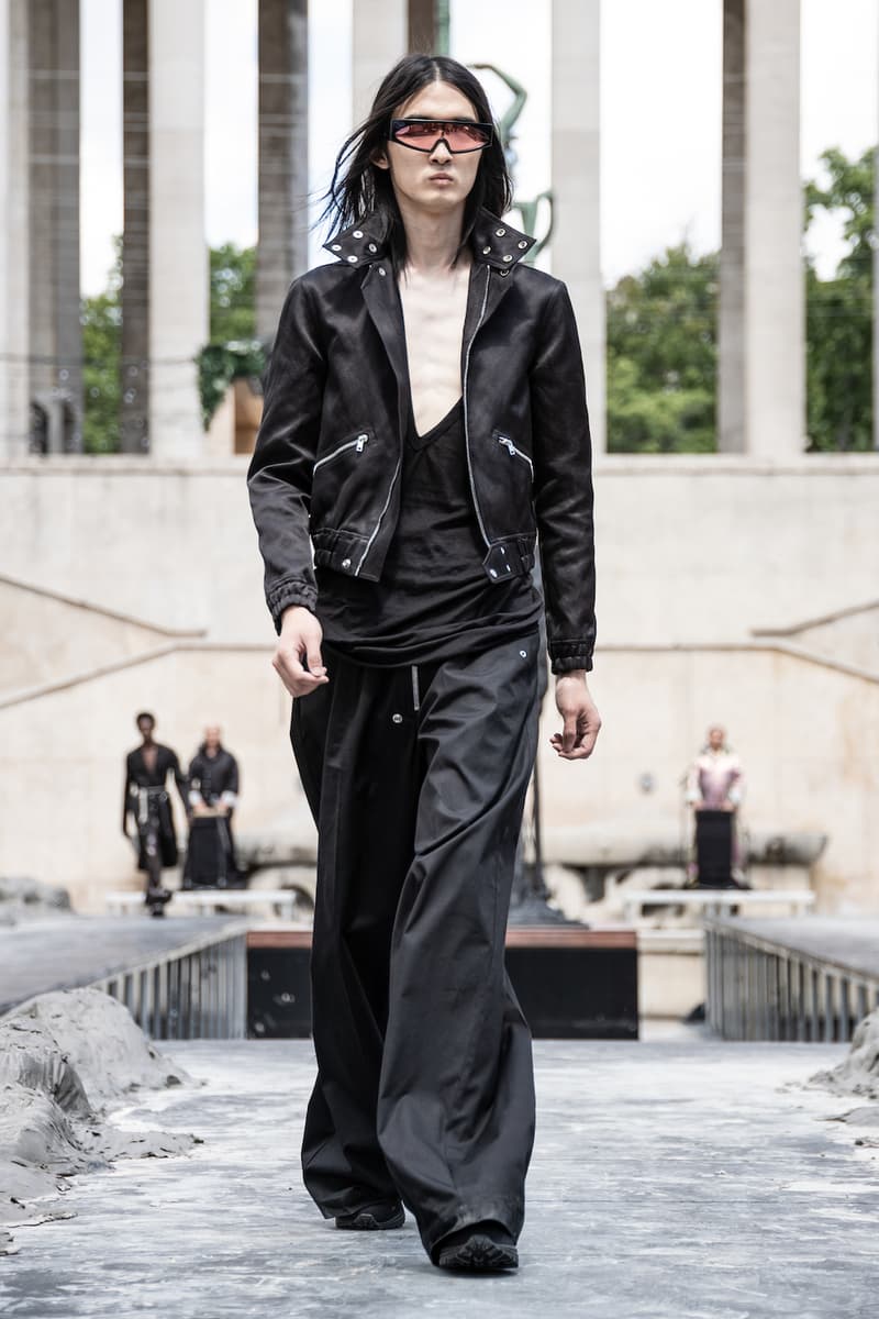 リック オウエンス Rick Owens 春夏コレクション Spring/Summer 2020 パリ ファッションウィーク Paris Fashion Week Men's SS20 Runway Collection Looks Tailoring Iridescent Coats Suits Streetwear Avant Garde