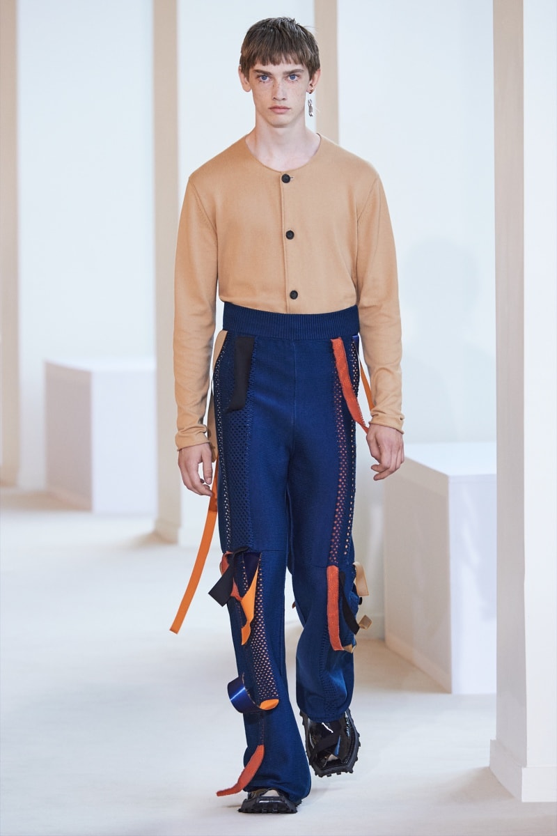 Acne Studios SS20 Mens Runway Collection at PFW paris fashion week spring summer 2020 look