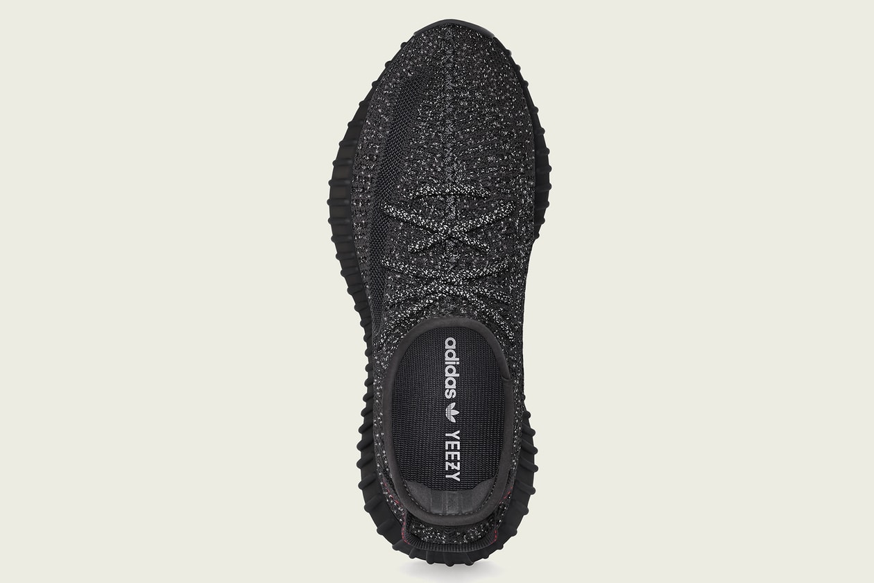 YEEZY BOOST 350 V2の新色ブラックモデル2型が2日連続で発売