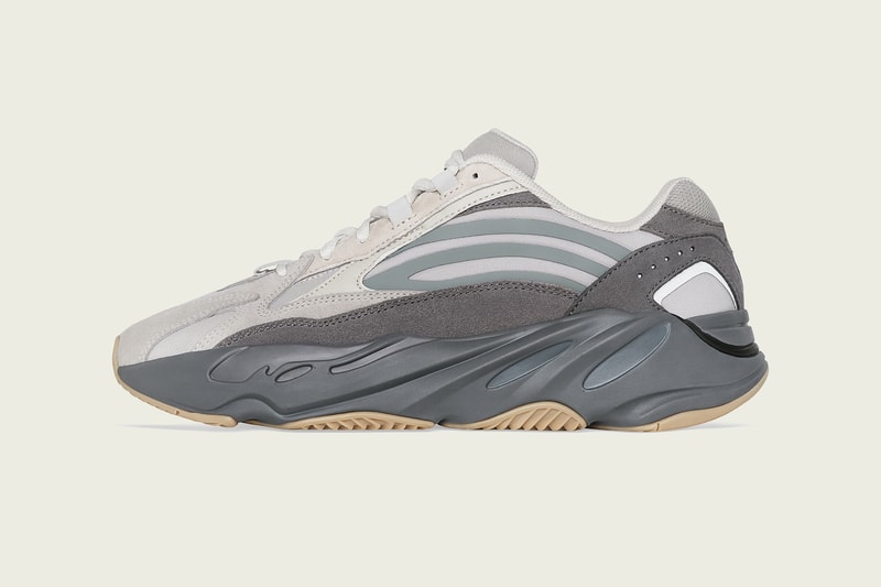 YEEZY BOOST 700 V2 “Tephra” の日本国内における公式発売情報が解禁
