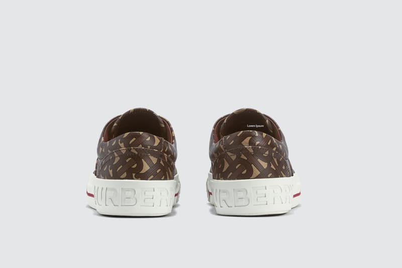 バーバリー Burberry より新モノグラムを全面に落とし込んだスニーカーが登場