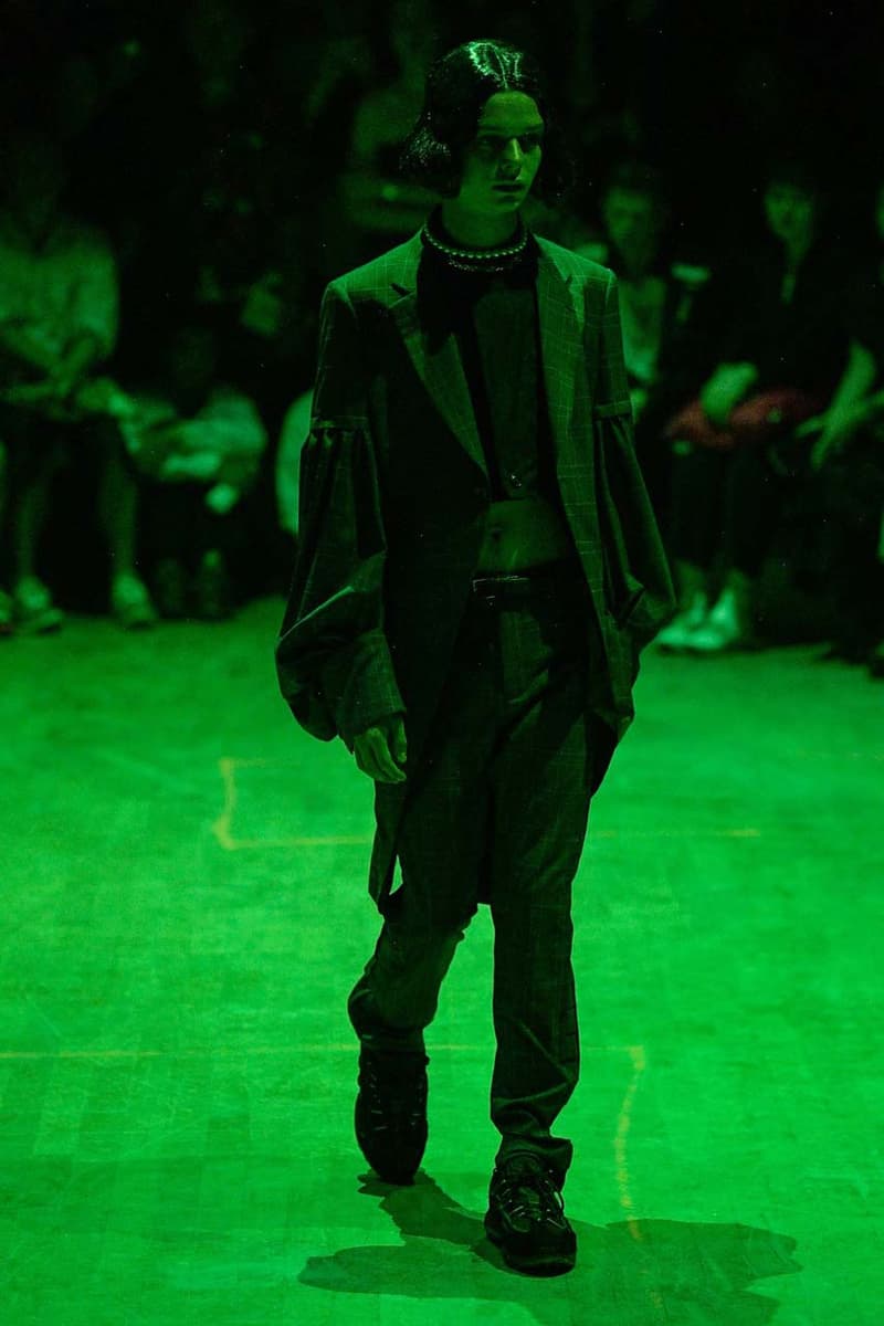 コム デ ギャルソン・オム プリュス COMME des GARÇONS HOMME PLUS SS20 Runway Show collection 春夏コレクション spring summer 2020 パリ ファッションウィーク paris fashion week pfw look air max 95 nike collaboration menswear