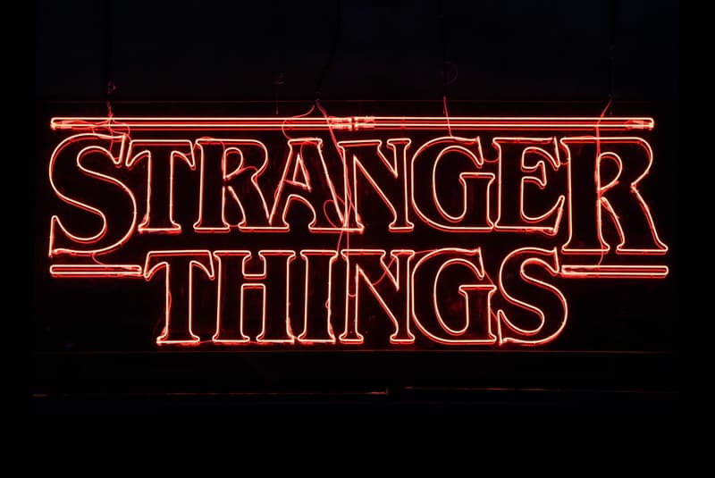 Nike ナイキ ストレンジャー シングス コラボレーション  stranger things 