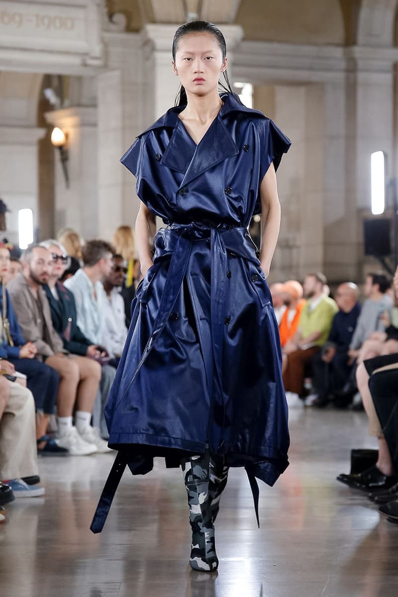 ジュン・ジー JUUN. J パリ ファッションウィーク Paris Fashion Week Men's 2020 春夏コレクション Spring/Summer 2020 Runway Presentation Men's Women's Collection Closer Look Images Shots Leather Technical Gothic Future Military Inspired Outerwear