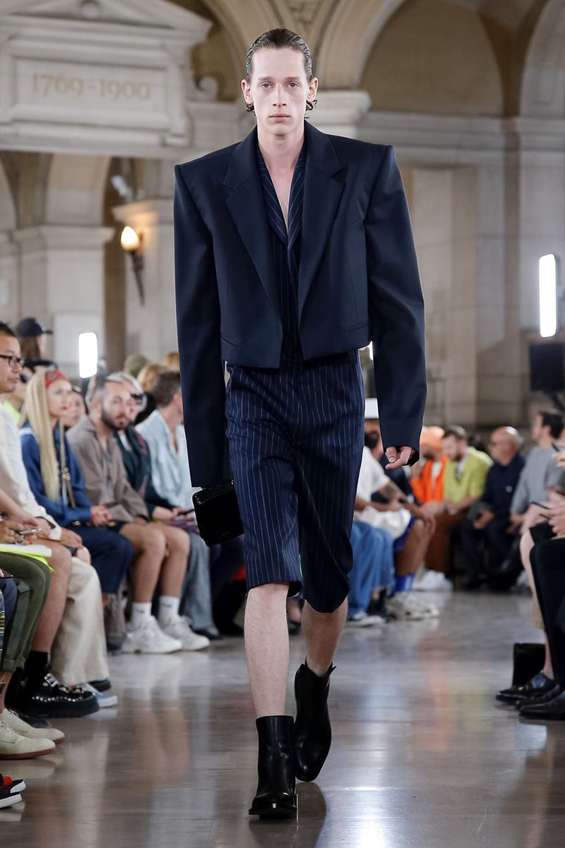 ジュン・ジー JUUN. J パリ ファッションウィーク Paris Fashion Week Men's 2020 春夏コレクション Spring/Summer 2020 Runway Presentation Men's Women's Collection Closer Look Images Shots Leather Technical Gothic Future Military Inspired Outerwear
