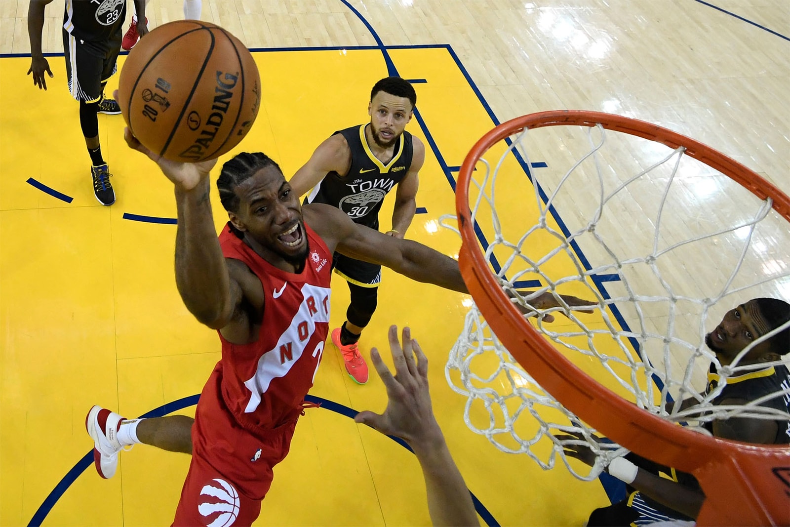 NBAファイナルを総括 Toronto Raptors Golden State Warriors 2019 NBA Champions Drake Basketball Game 6 Win First Kawhi Leonard(カワイ・レナード) Stephen Curry(ステフィン・カリー) Kevin Durant(ケビン・デュラント) Klay Thompson(クレイ・トンプソン)